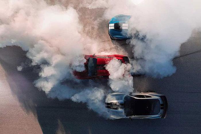 福特量产最强者登场，从这股浓烟中，你看到的是哪款车？