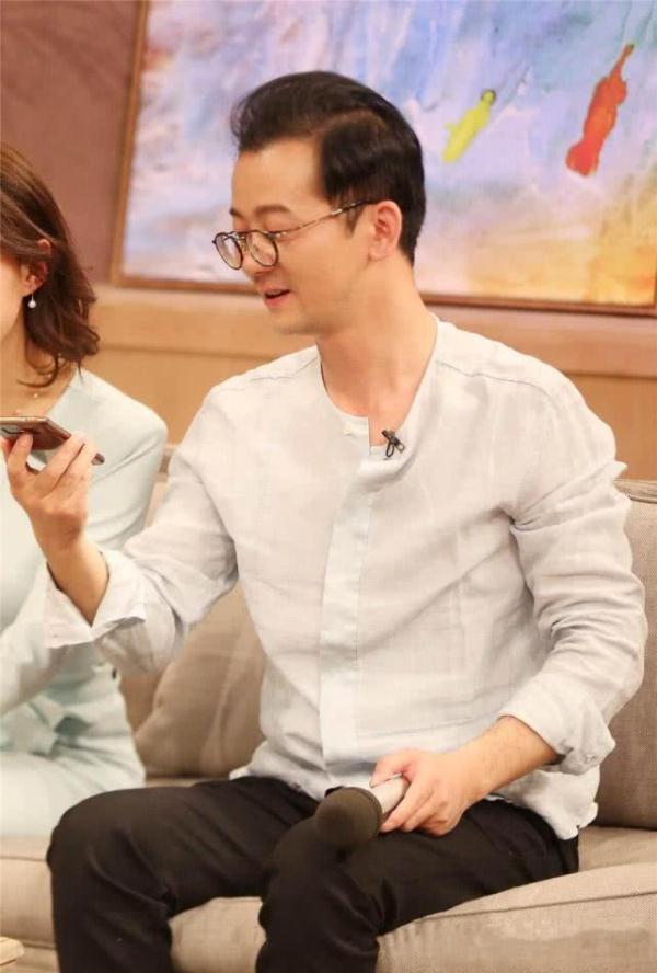《宝莲灯》演员重聚，41岁嫦娥逆生长，原来哮天犬卸妆后这么帅
