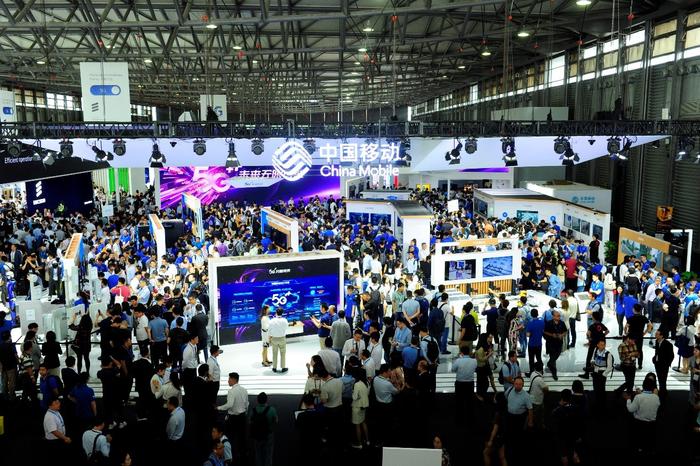 2019 MWC上海现场 中国移动全景展示“5G+新型智慧城市”