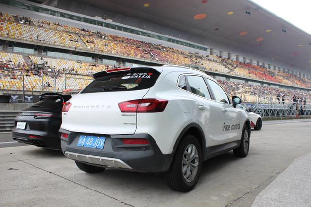 超跑和美女助力，2019 China GT上海站六大看点，点燃速度与激情