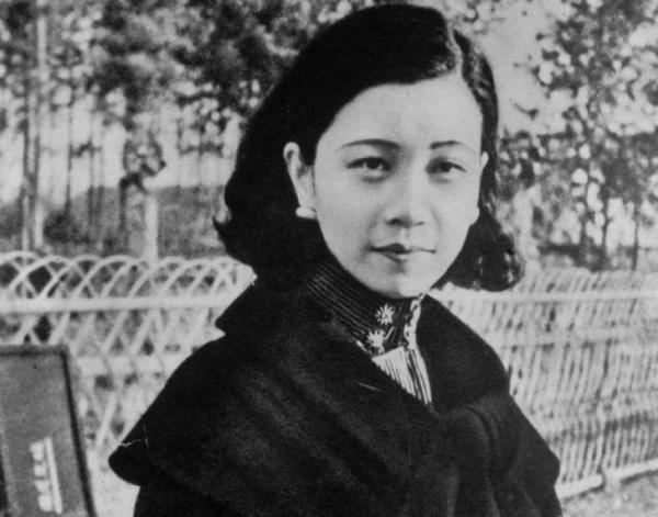 想当年丨《阮玲玉》：对中国电影先驱的遥想与致敬