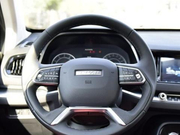 这款哈弗H2s整体设计的非常上档次，有很强的时尚感