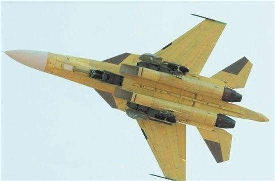 歼17战机是我国参考苏34研发的一款飞机