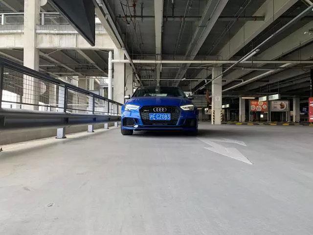 试驾 Audi RS3｜竟然是理想中的A级代步车！