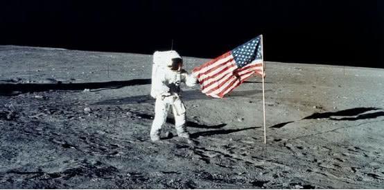 50年前插在月球上的美国国旗，现在变成什么样了？