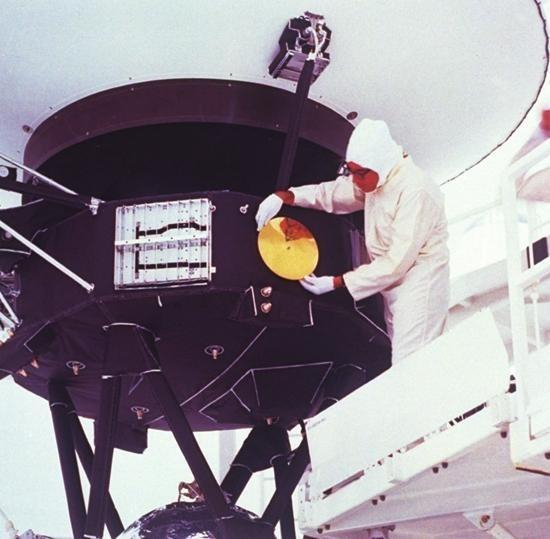 揭秘内华达神秘基地·外星技术调查的背后