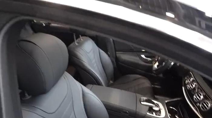 2019款奔驰S450到店实拍 车界贵族的魅力 实力不容置疑