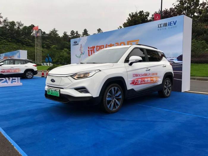 短试江淮iEVS4：多花7万元，为什么不选择瑞风S4？