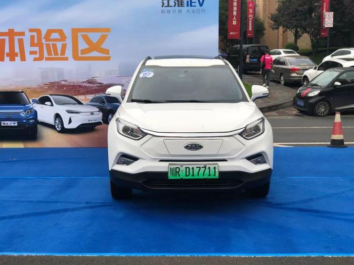 短试江淮iEVS4：多花7万元，为什么不选择瑞风S4？