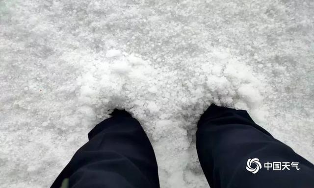 惊呆！离呼和浩特不远的这个地方，七月“下雪”了