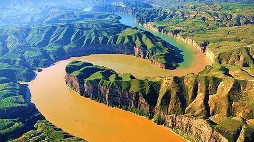 震撼！你从未见过的黄河全貌，中华民族的象征，美到超出想象！