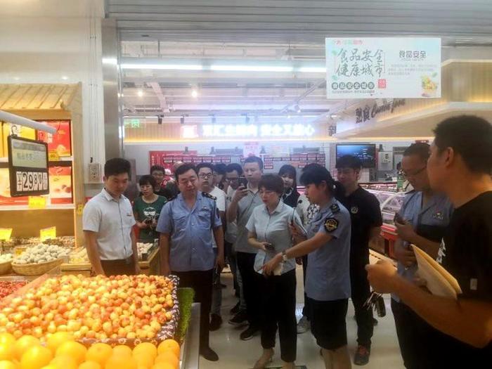 郑东新区食药监局观摩学习找差距 提升管理保食安