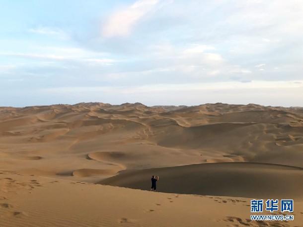 【新疆是个好地方】一座沙漠小城的“沙海寻宝记”