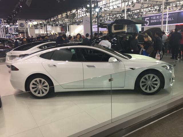 二手特斯拉Model S与全新特斯拉Model 3，你会选择谁？