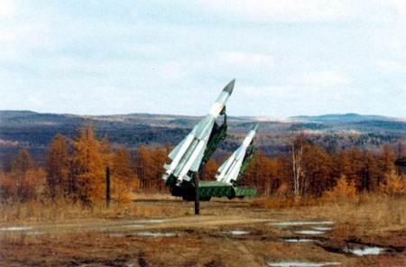 俄制全球最大防空导弹打不了飞机，可以客串弹道导弹，这不是幻觉