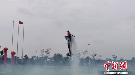 广西青少年航空航天模型锦标赛在北部湾大学举行