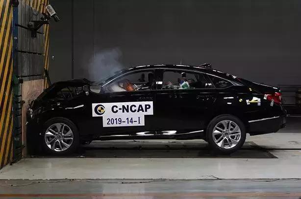 C-NCAP第二批碰撞成绩出炉：小鹏、蔚来、威马成亮点