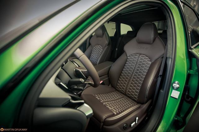 绿色奥迪RS6，果然车帅什么颜色都能驾驭！