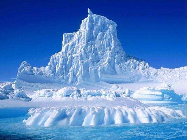 全球最大冰山正北移，上面可放8个新加坡，融化可灌满15个青海湖