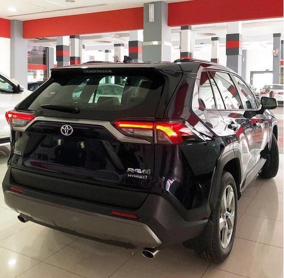 全新丰田RAV4到店，实力全面提升，会是紧凑SUV最佳选择吗？