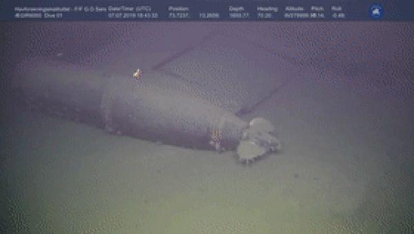 俄罗斯危险了！沉没核潜艇开始核泄漏，辐射量超过10万倍