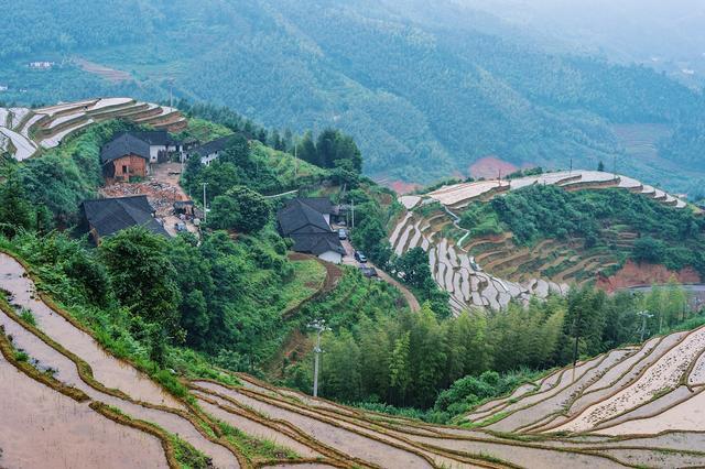 江西赣州上堡梯田，究竟有多美，就连央视新闻也来此取景！