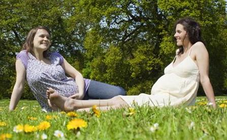 孕妇晒太阳晒哪个部位好？孕妇晒太阳需注意的事项有哪些？