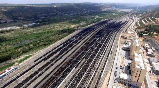 神朔铁路朱盖塔站：13亿吨"榆林煤"从这里走向全国