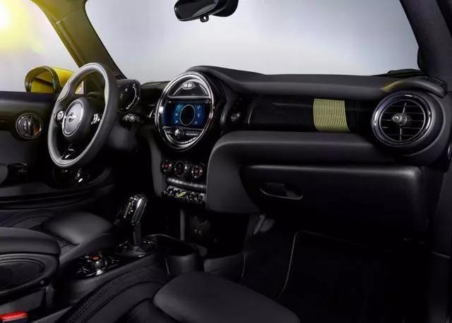 纯电MINI Cooper SE登场，还是熟悉的动力配方