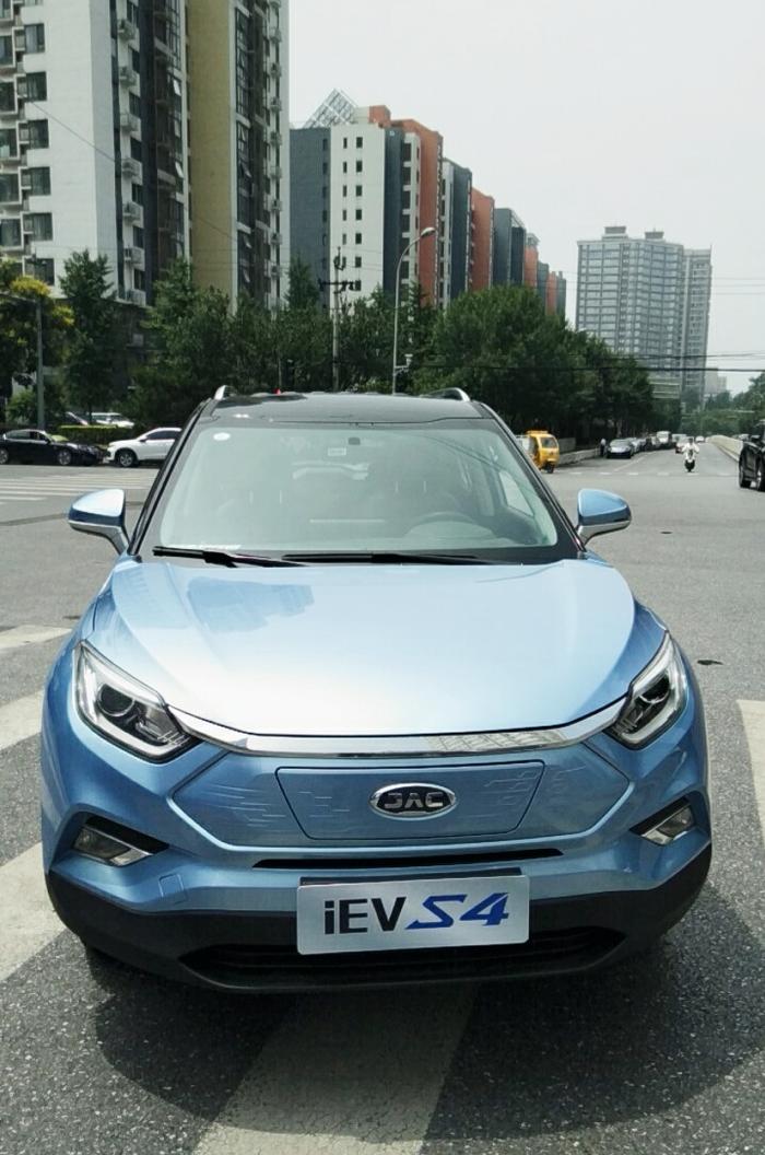 从iEV4到iEVS4，这位北京车主为何成江淮铁粉？