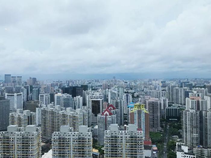 提供全城最抢手的下午茶坐席！这座海南岛粉色帝国酒店，没有哪位少女能拒绝