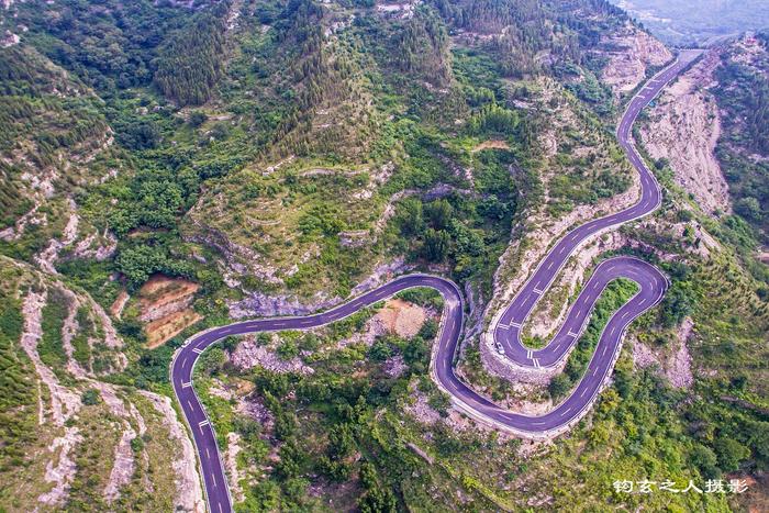 咱泰山隔壁又添一道靓丽风景——极速漂移路段，刺激