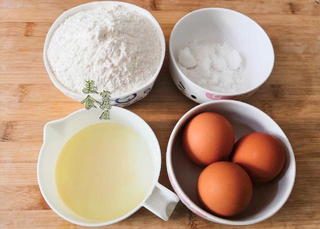 不加黄油，不用烤箱和模具，3个鸡蛋1碗面，用碗就能轻松做蒸面包