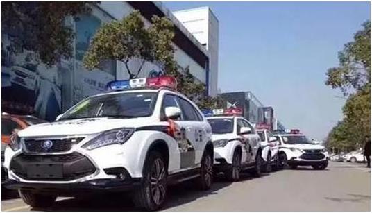 中国警车，用上最新国产车型，霸气值立马飙升