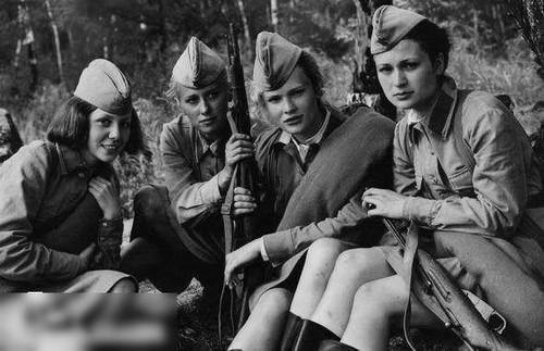 图说二战中的苏联女兵