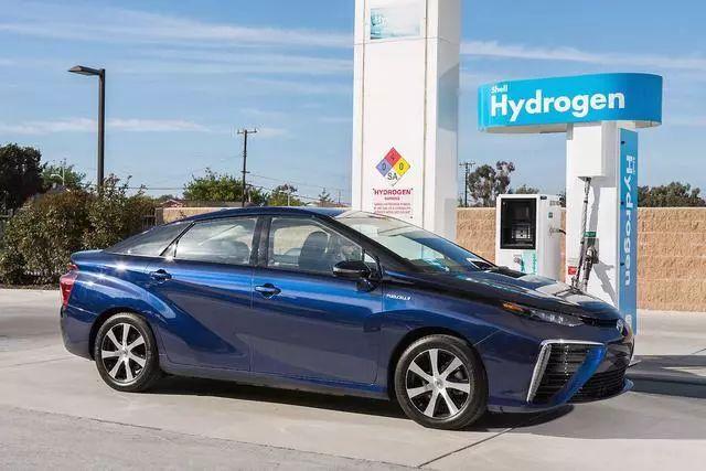 氢燃料电池汽车相比电动车，有哪些优劣势？