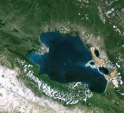 美国五大湖与中国五大湖，美国一个湖是我国五大淡水湖水量的83倍