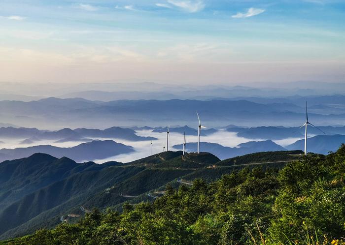 千人帐篷露营新化避暑胜地，“不忘初心”快闪唱响大熊山