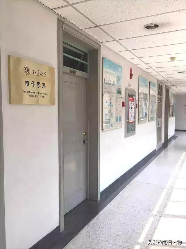 湖北理科状元北大退学后进清华，试读期间母亲曾来北大陪读一个月