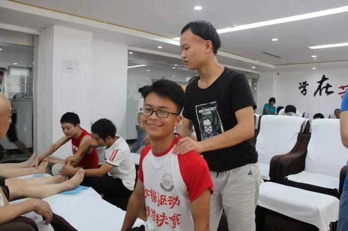 西安建筑科技大学暑期实践团：以核心价值引领青春扶贫实践之路
