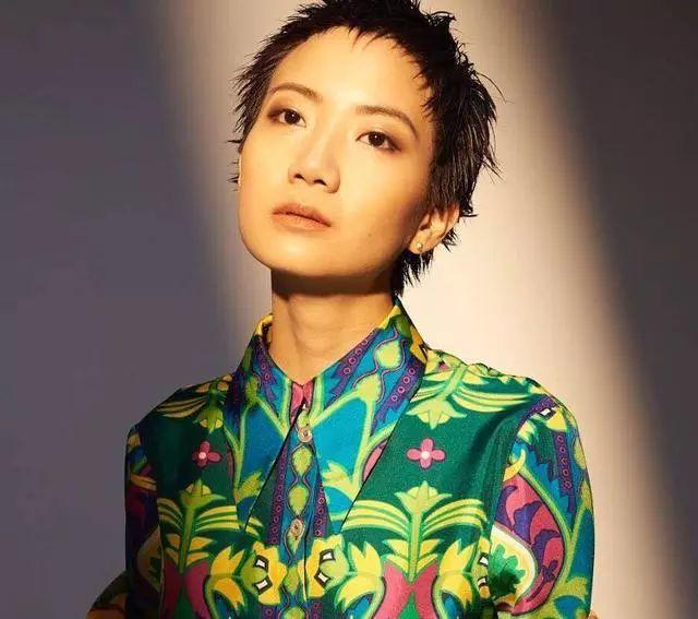 香港音乐人跳楼逝世一周年 环球唱片将重新编曲她的遗作推出新EP
