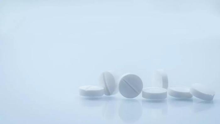 进口拜阿司匹林，国产阿司匹林肠溶片差别在哪儿？如何选择？