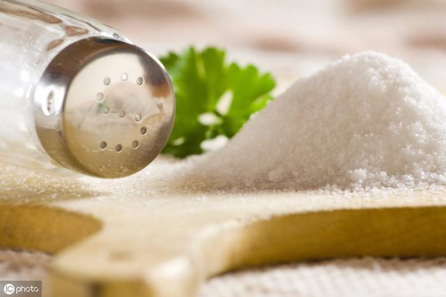 大量摄入食盐会促进炎症，导致多发性硬化症（MS）等免疫性疾病