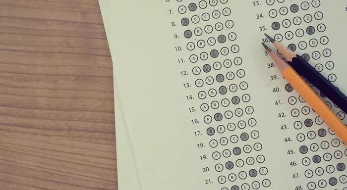 美国两大入学考试风向标，最近SAT和ACT都在较什么劲？