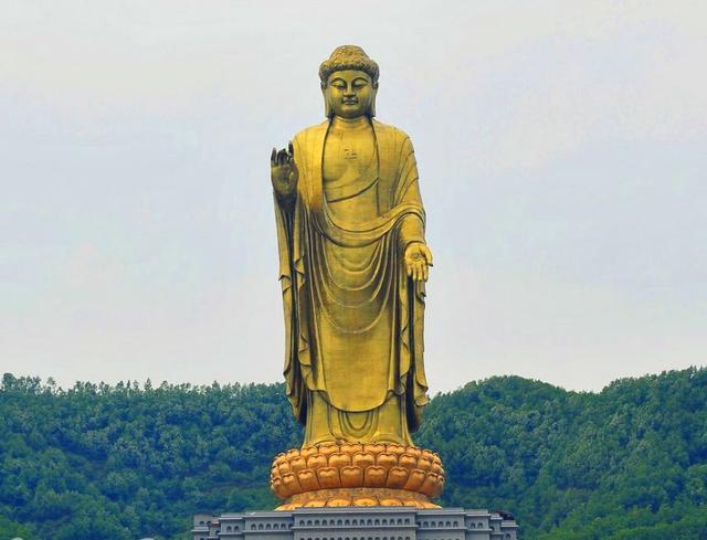 世界第一高佛像，108名高僧开光，花费12亿！游客：拜不起
