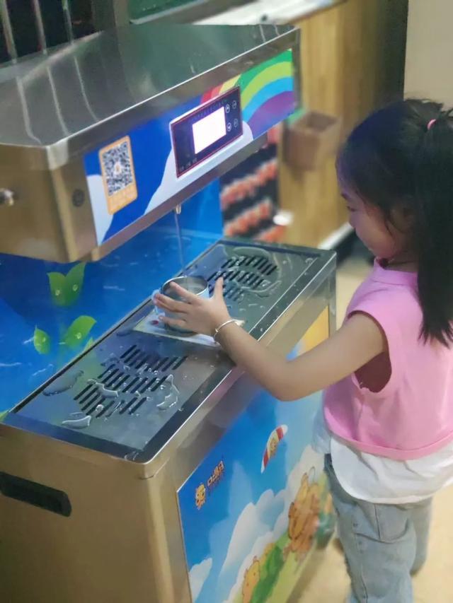口渴马幼儿园智慧饮水系统 让孩子在童趣中爱上喝水