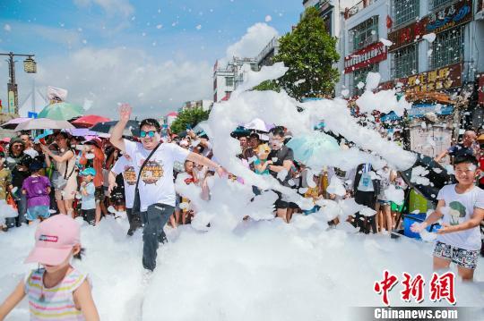 2019年第五届琼海潭门赶海节开幕 渔民祭海祈福