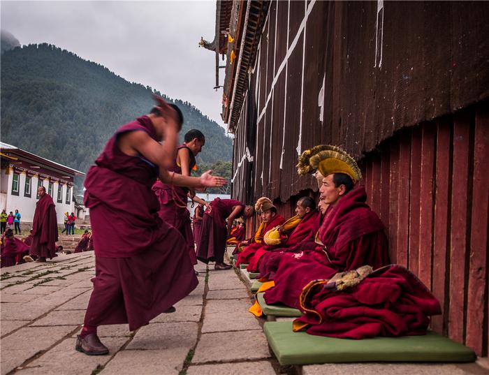 最美时节遇见甘南，享受旅行时光