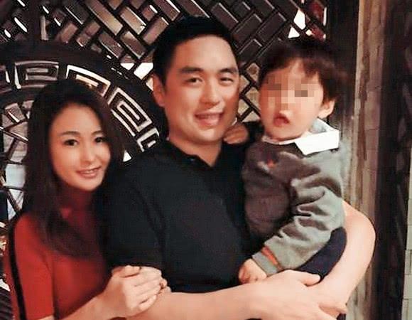 女星嫁入豪门 男方为新欢逼迫离婚 2年未见儿子 婚姻名存实亡