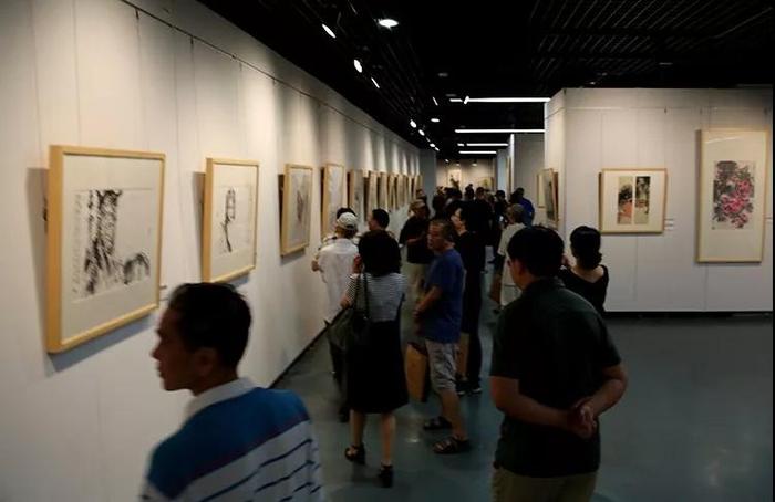 山东中国画学会2019写生作品展暨《年鉴》济南首发式近日举行